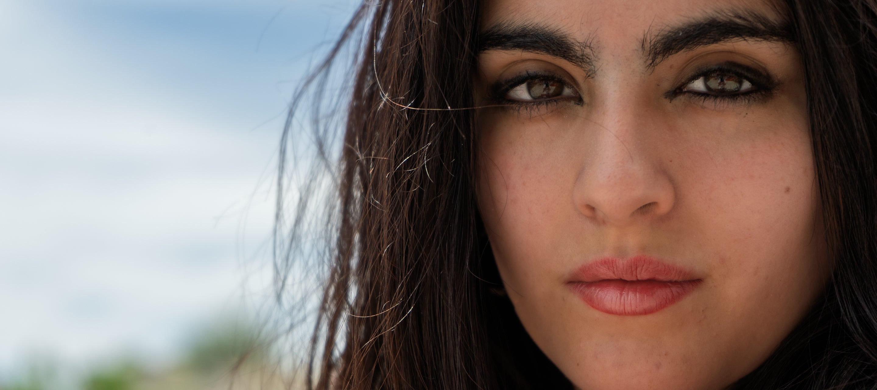 Best Coloured Contact Shades for Dark Brown Eyes